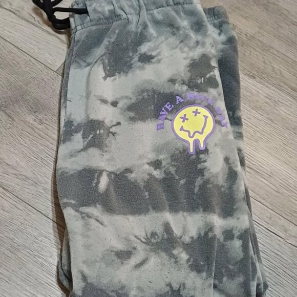 Women's Brooklyn Clothing Street Wear Sweat Pants Graphic Print Inside Fleece - Picture 3 of 4